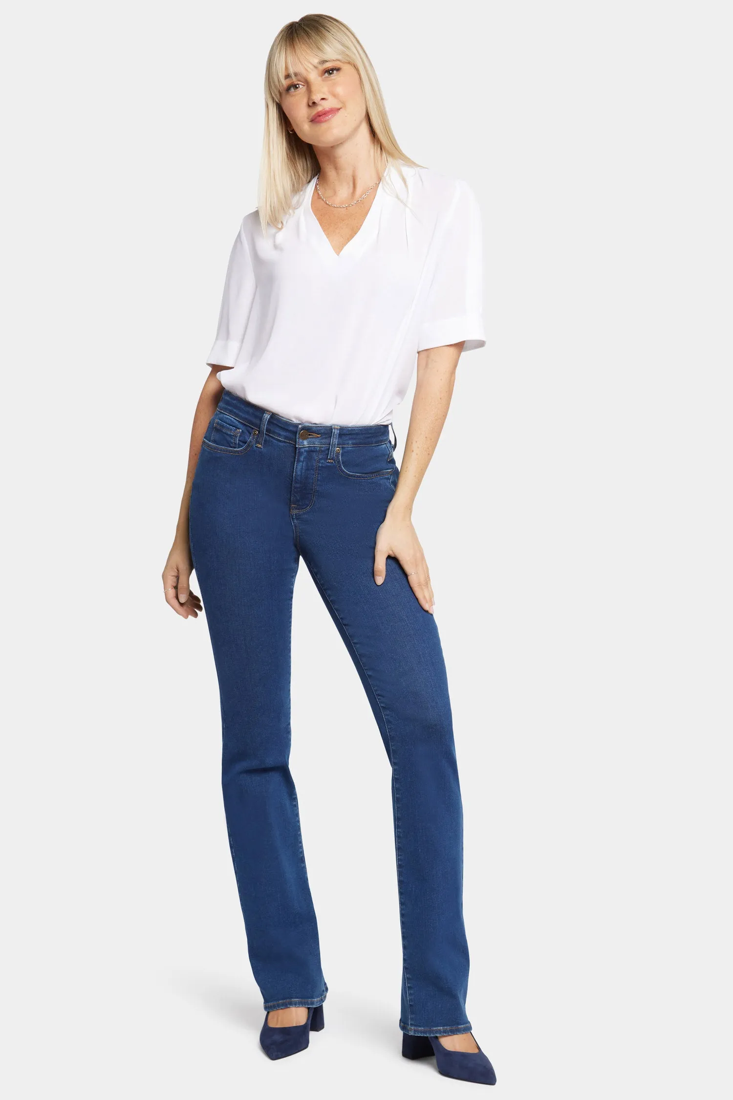 Barbara Bootcut Jeans In Petite - Quinn