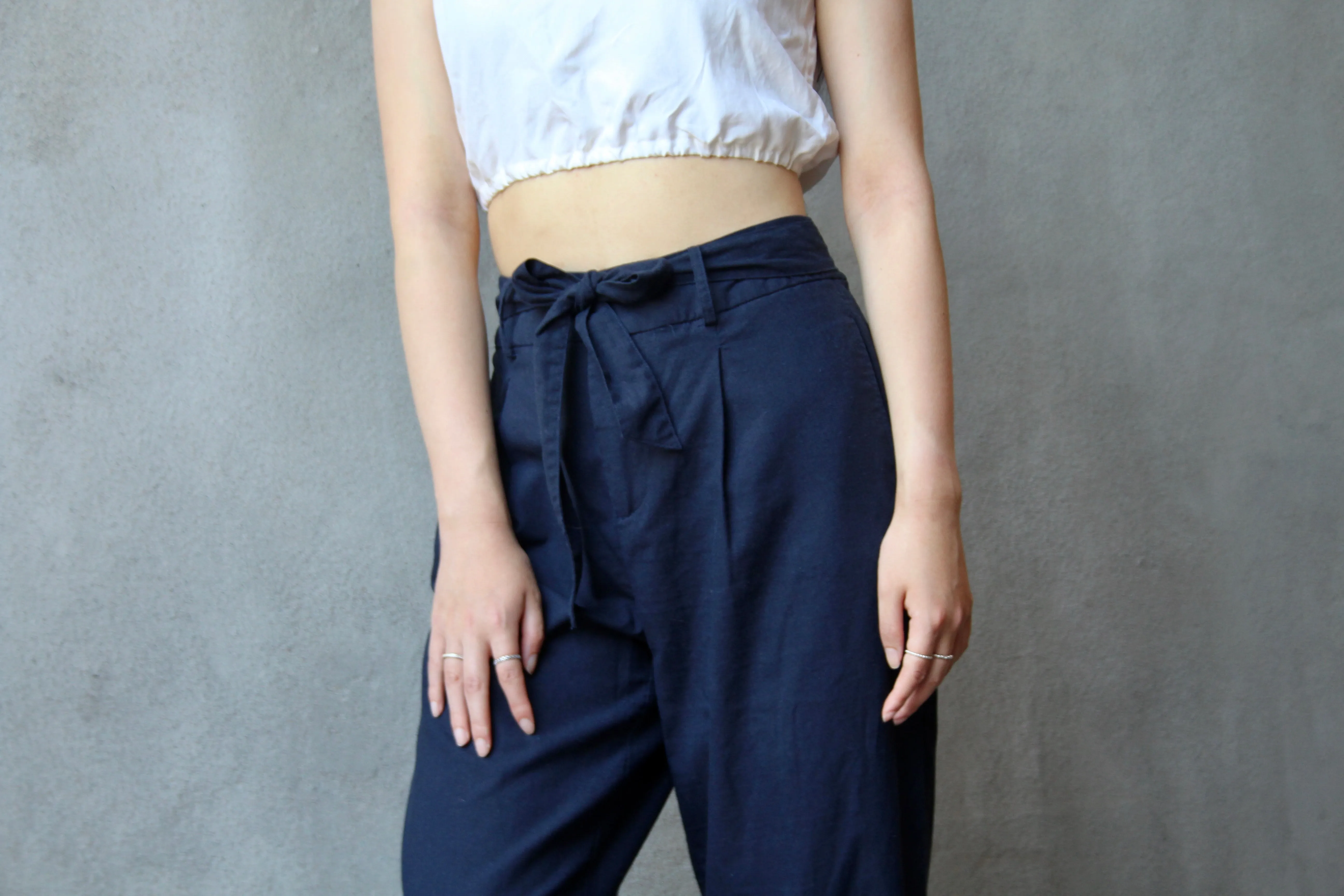 Navy Linen-Blend Paperbag Trousers - 33