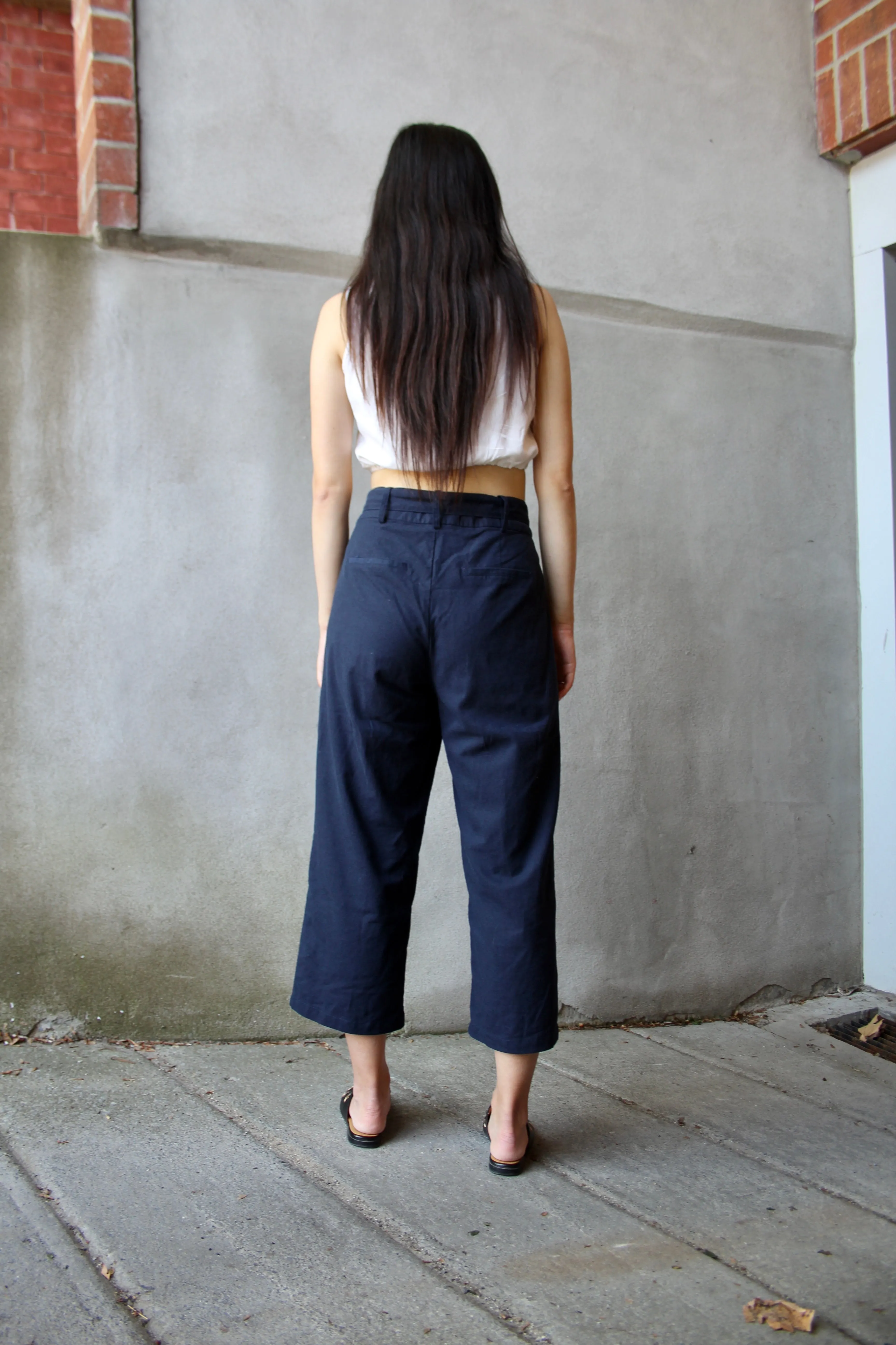 Navy Linen-Blend Paperbag Trousers - 33