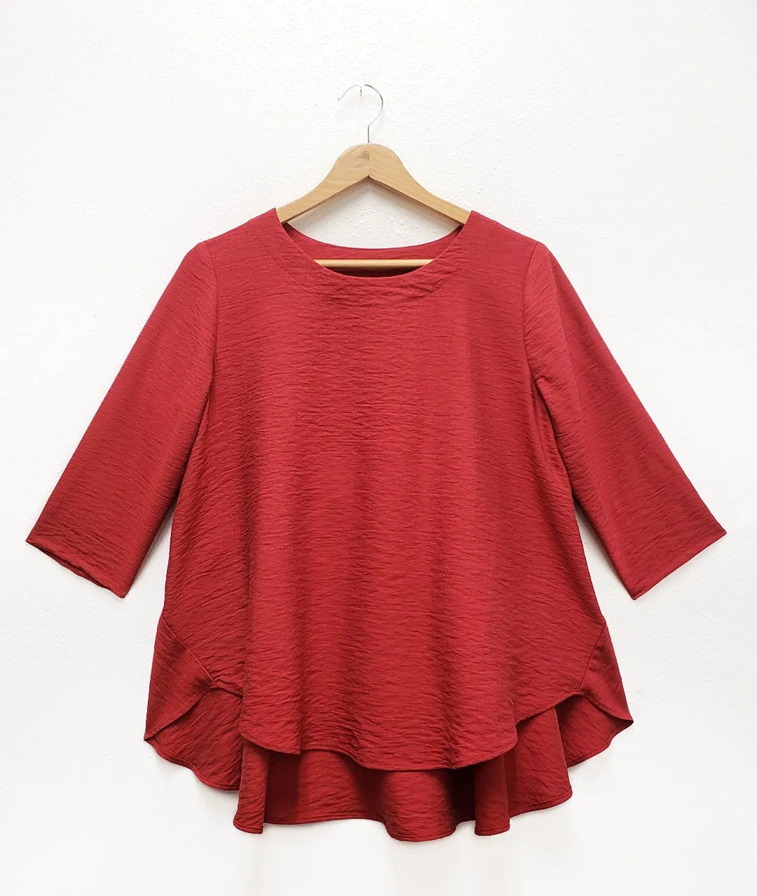 Niche - Rayon - Seabreeze Top - Carnelian