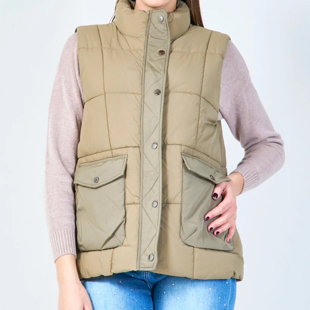 Quilted puffer vest with pockets wholesale