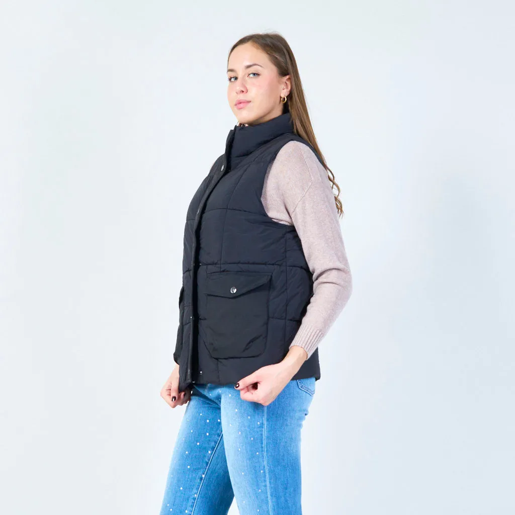 Quilted puffer vest with pockets wholesale