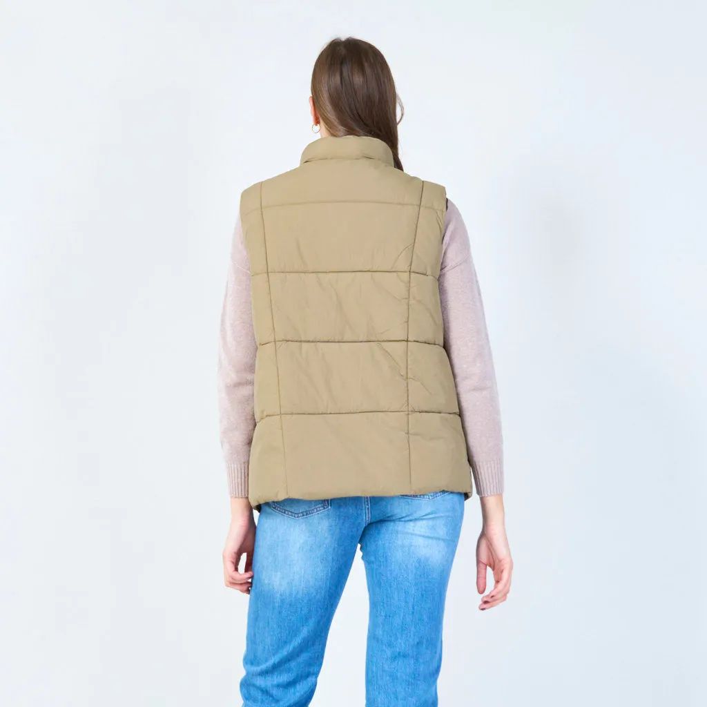 Quilted puffer vest with pockets wholesale