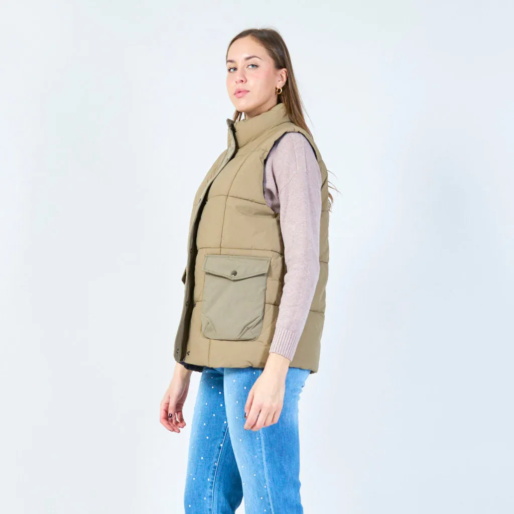 Quilted puffer vest with pockets wholesale